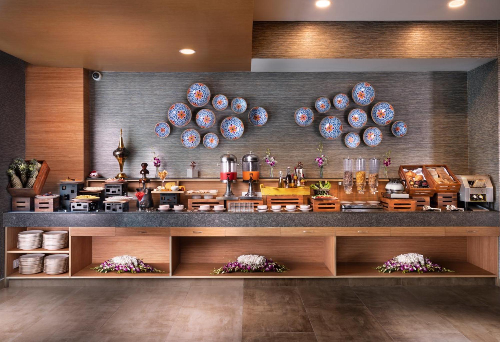 Expoinn Suites And Convention Greater Noida Ngoại thất bức ảnh